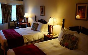 Hotel Grand Victorian in Branson Missouri
